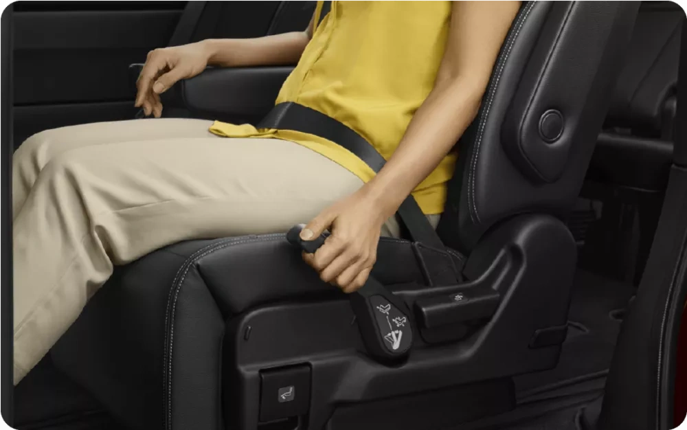 2nd Row Captain Seats Adjuster